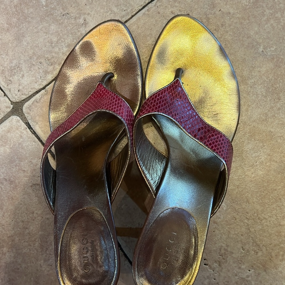 Gucci red slide sandals - Picture 3 of 8